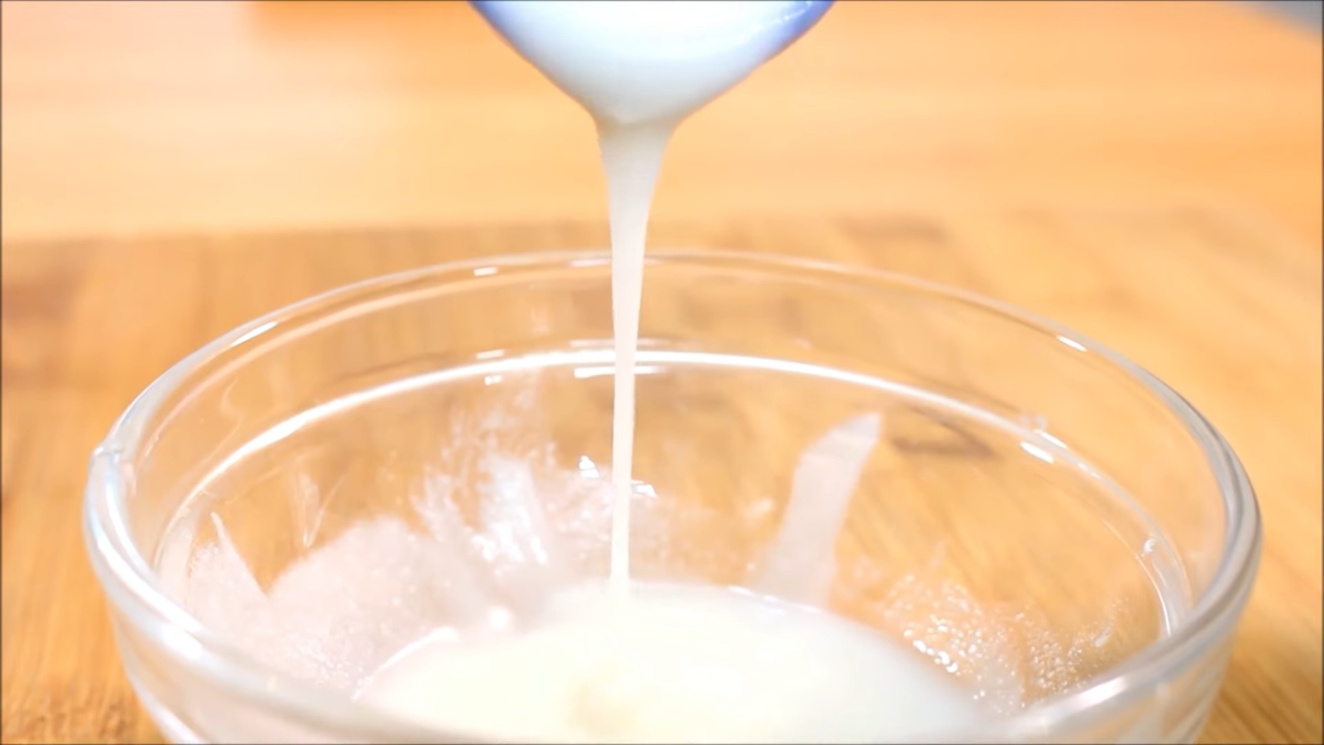 Coconut oil baking soda uses