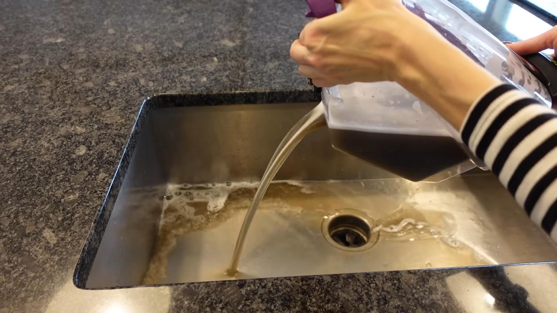 DIY Carpet Freshener Essential Oils